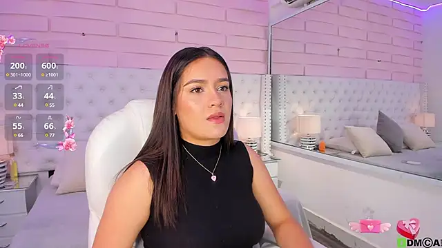 Yaaky  online show from January 2025 08:22:01 PM