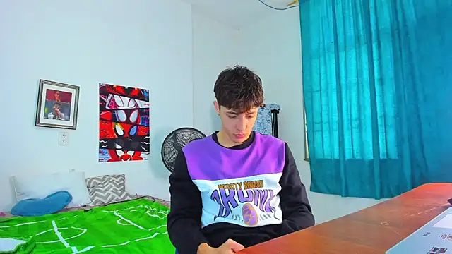 Snapshot of AlessandroDybala chatting on May 2026 12:32:02 PM AlessandroDybala online show from May 2026 12:32:02 PM