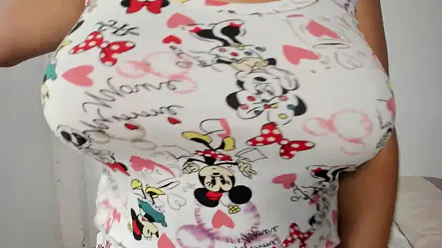 Snapshot of zandra_kiman chatting on December 2024 12:50:02 PM zandra kiman online show from December 2024 12:50:02 PM