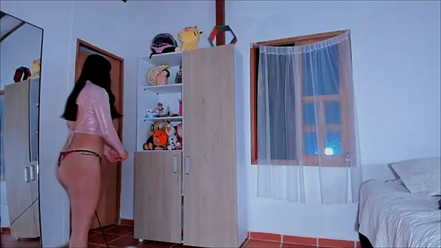 Lauren A online show from March 2025 01:21:02 AM