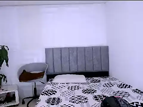 nataly red online show from December 2024 03:22:02 PM