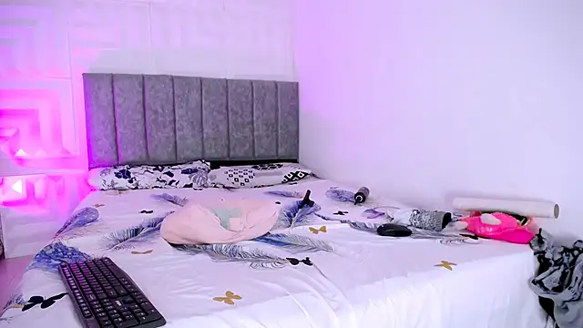 nataly red online show from March 2025 10:27:02 PM