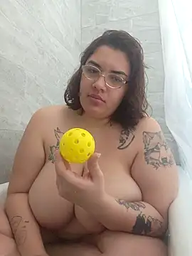 Snapshot of WitchiKitti chatting on March 2026 05:46:02 AM WitchiKitti online show from March 2026 05:46:02 AM