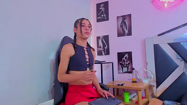 Snapshot of karla_cutesweet chatting on November 2025 12:38:02 PM karla cutesweet online show from November 2025 12:38:02 PM