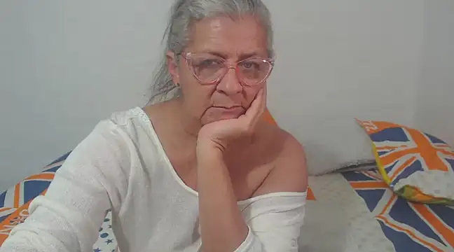 candy mature  online show from February 2025 09:52:02 PM