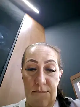 AvaLloyd online show from February 2025 03:15:02 AM