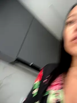 Snapshot of CuteNata chatting on September 2025 10:19:01 AM CuteNata online show from September 2025 10:19:01 AM