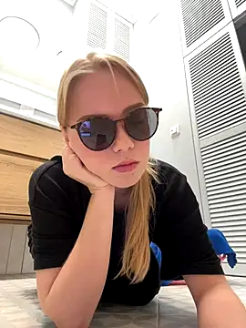 Little Forest ELF online show from November 2025 10:14:01 AM