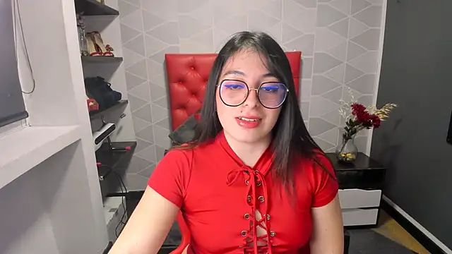 MiaWils  online show from December 2024 10:34:01 PM