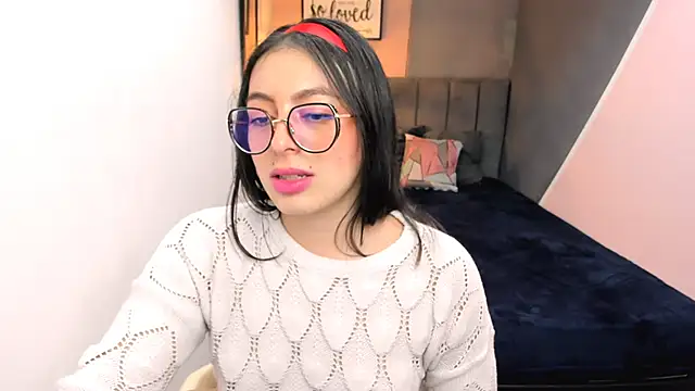 MiaWils  online show from March 2025 10:37:01 PM