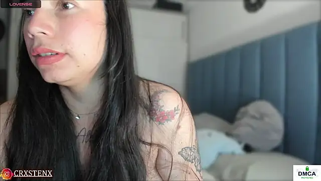 Snapshot of _Susiee_ chatting on December 2024 01:17:01 AM Susiee online show from December 2024 01:17:01 AM