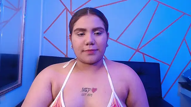 Snapshot of moon_sunflower chatting on July 2026 12:43:01 PM moon sunflower online show from July 2026 12:43:01 PM