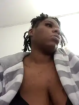 Snapshot of Bali_baddie_x chatting on October 2025 06:51:01 PM Bali baddie x online show from October 2025 06:51:01 PM