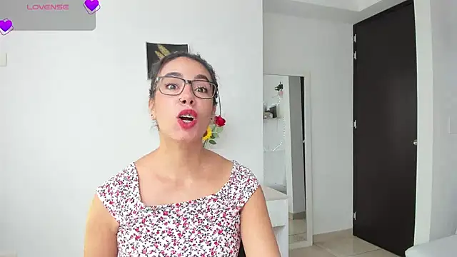 susana monroy online show from July 2026 06:36:01 PM