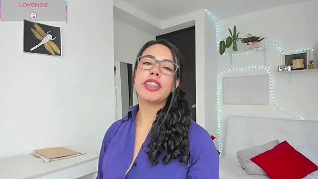 susana monroy online show from July 2026 07:01:01 PM