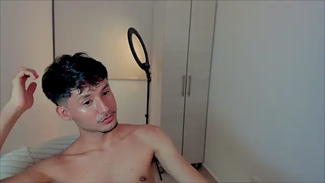 dimitri targaryen online show from December 2024 08:05:01 AM