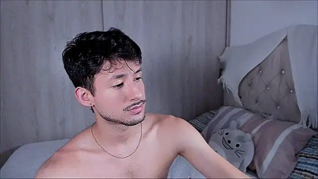 dimitri targaryen online show from October 2025 06:30:01 PM