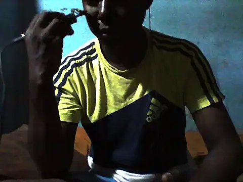 Snapshot of little__joy chatting on December 2025 08:18:02 PM little joy online show from December 2025 08:18:02 PM