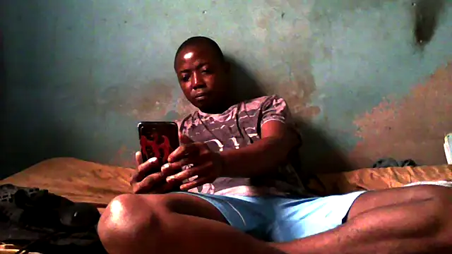 Snapshot of little__joy chatting on February 2026 03:44:01 PM little joy online show from February 2026 03:44:01 PM