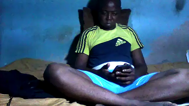 Snapshot of little__joy chatting on February 2026 04:10:01 AM little joy online show from February 2026 04:10:01 AM