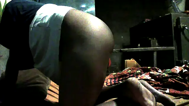 Snapshot of little__joy chatting on February 2026 01:13:02 AM little joy online show from February 2026 01:13:02 AM