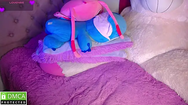 KittyHot20 online show from December 2025 11:01:02 PM