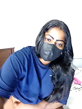 Snapshot of DISNI1997 chatting on December 2024 10:54:02 PM DISNI1997 online show from December 2024 10:54:02 PM