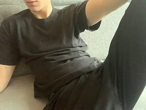 Honeeymaster online show from January 2025 11:59:01 AM