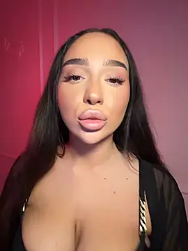 CardiSweetBaby online show from April 2026 05:32:02 PM