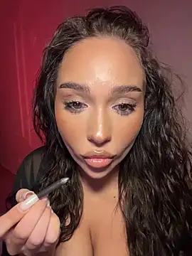 CardiSweetBaby online show from April 2026 07:11:01 PM