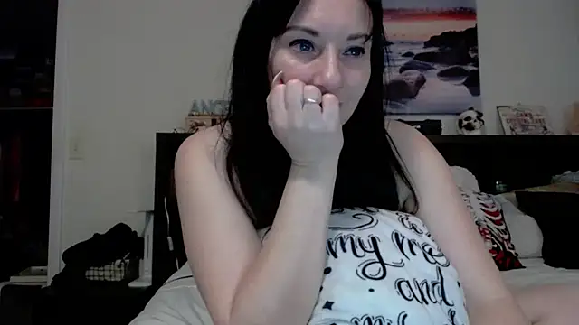 CrystalLakeXO online show from October 2025 06:22:02 AM