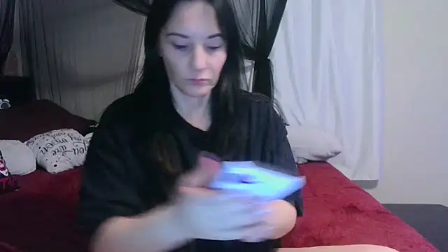 Snapshot of CrystalLakeXO chatting on March 2026 06:25:02 AM CrystalLakeXO online show from March 2026 06:25:02 AM