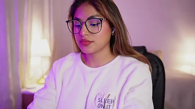 SaraParisi online show from September 2025 11:21:01 PM