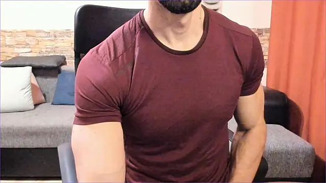 HotHunkTrainer online show from November 2025 08:47:01 AM