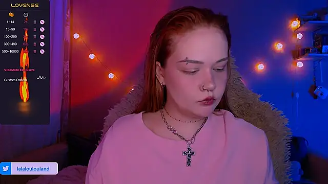 Snapshot of lala_loulou_land chatting on February 2025 08:45:02 PM lala loulou land online show from February 2025 08:45:02 PM