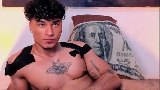 Thomas Fit1 online show from February 2025 02:29:02 AM