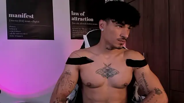 Thomas Fit1 online show from February 2026 07:42:02 PM