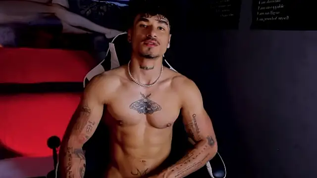 Thomas Fit1 online show from April 2026 10:58:01 PM