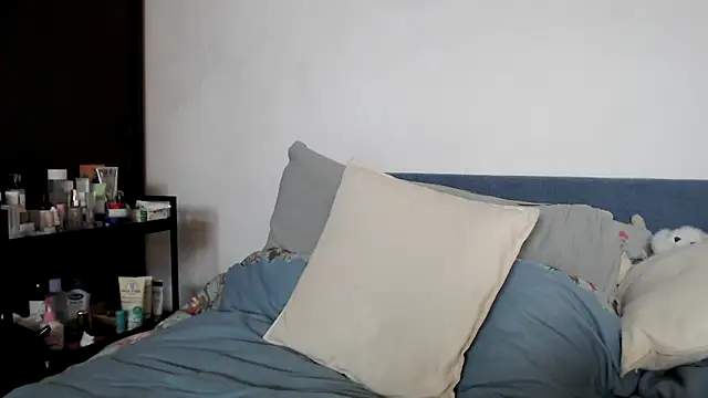 Snapshot of Scarlettford chatting on February 2026 12:15:01 PM Scarlettford online show from February 2026 12:15:01 PM