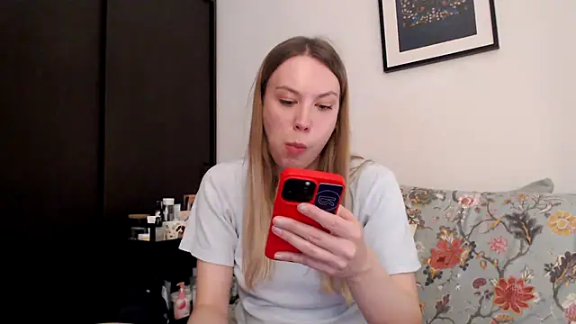 Snapshot of Scarlettford chatting on March 2026 05:24:01 PM Scarlettford online show from March 2026 05:24:01 PM