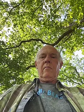 Snapshot of martxxxxx chatting on May 2026 02:24:01 PM martxxxxx online show from May 2026 02:24:01 PM