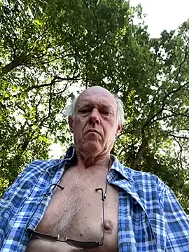 Snapshot of martxxxxx chatting on August 2026 07:29:01 AM martxxxxx online show from August 2026 07:29:01 AM