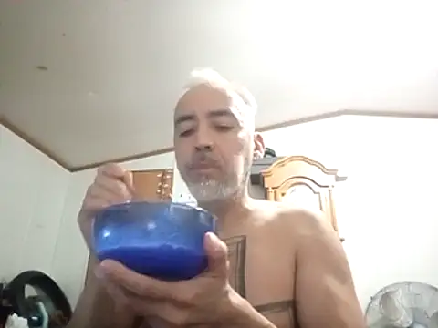 Snapshot of Xoc8_ chatting on February 2026 07:43:01 PM Xoc8 online show from February 2026 07:43:01 PM