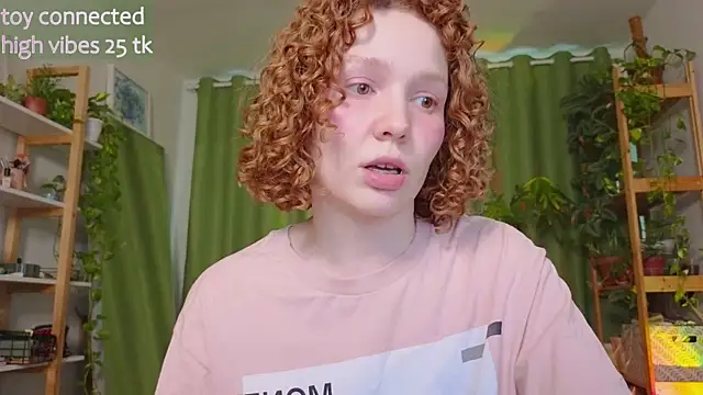 Snapshot of _lightmyfire chatting on January 2025 12:59:01 PM  lightmyfire online show from January 2025 12:59:01 PM