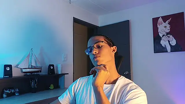 alejo x3 online show from December 2025 11:00:02 PM