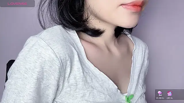 Baenee online show from October 2025 05:24:02 PM