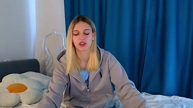 KimberliDean online show from February 2025 08:04:01 AM