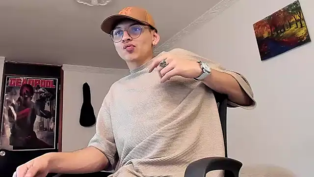 a lejandro 0 8 online show from December 2024 08:51:02 AM