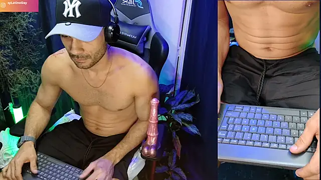 sexyboycolombi4 online show from March 2025 11:51:01 AM