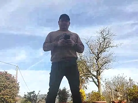 Snapshot of Jose_HotLatino chatting on February 2026 02:58:01 PM Jose HotLatino online show from February 2026 02:58:01 PM